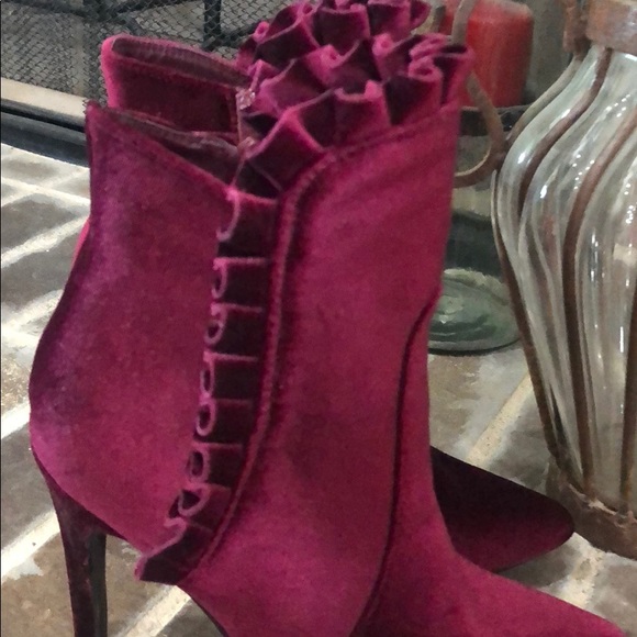 Latrice Velvet Bootie - Picture 5 of 5
